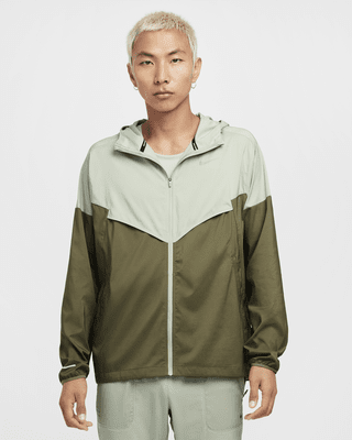 Nike running windrunner jacket in multicolour online